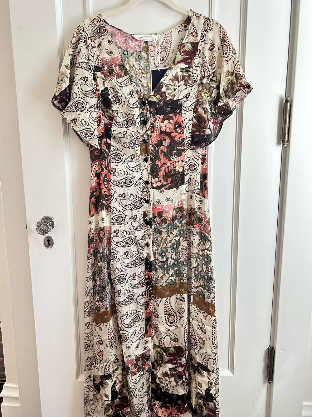 ZARAH Floral Patchwork Button-Front Maxi Dress Cream/Pink Size M NWT!